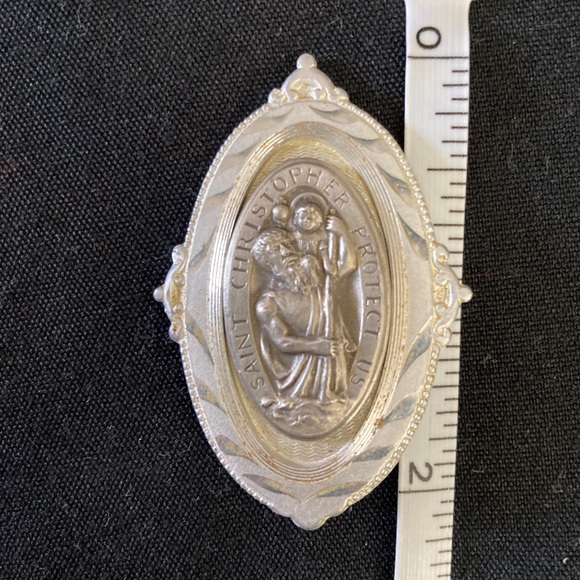 Vintage Saint Christopher Protect Us Badge - Picture 8 of 8
